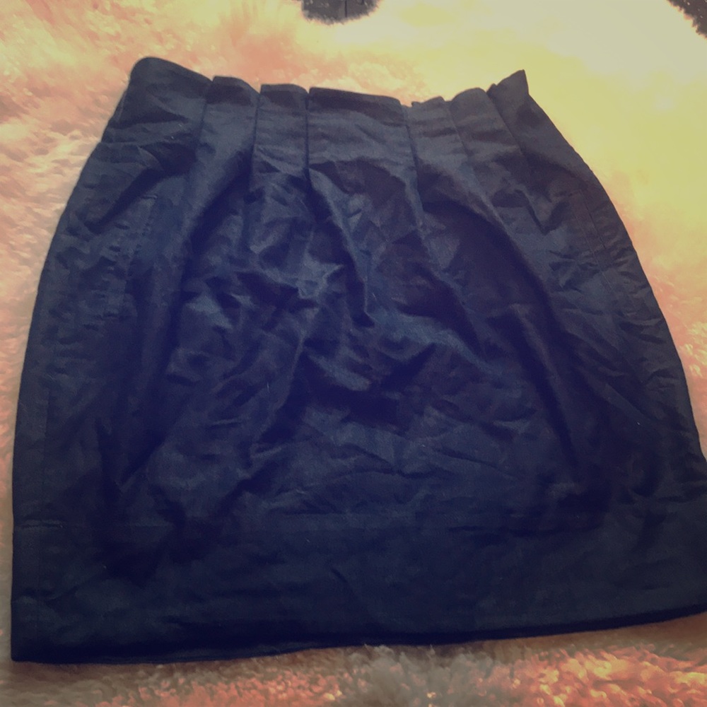 High waisted black skirt